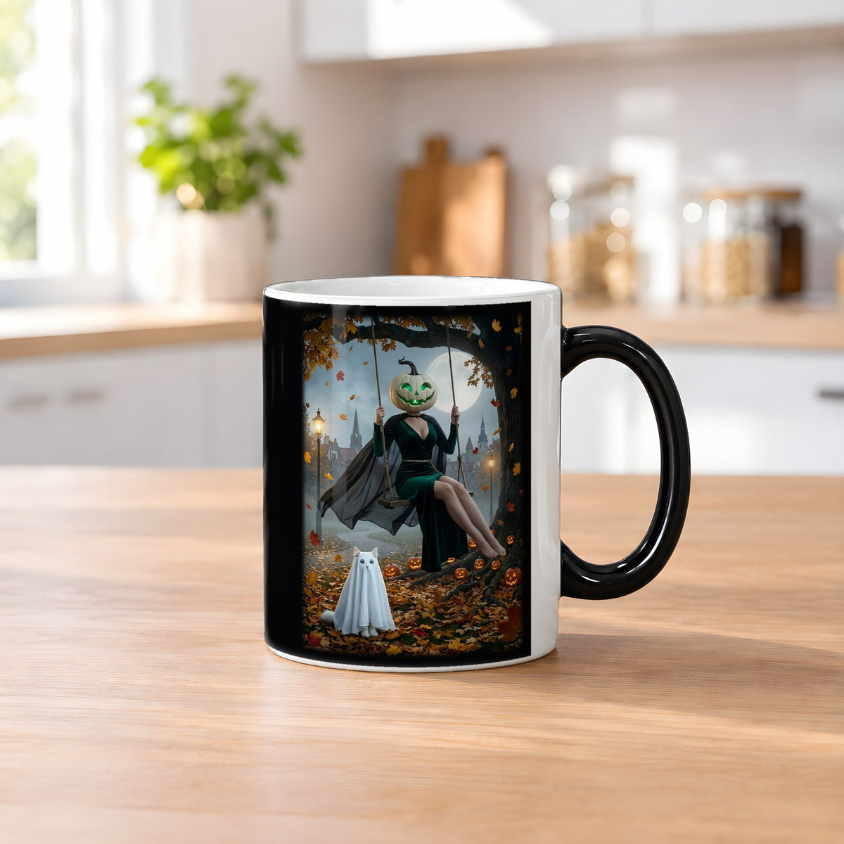 Die Herbstschaukel – Black Edition Zaubertasse mit Motiv (heiß), auf dem Küchentresen
