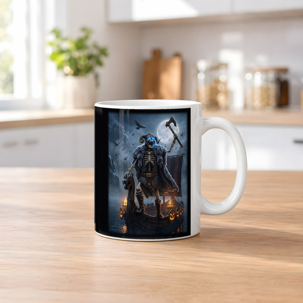 Der Skelett-Jarl – weiße Tasse, auf dem Küchentresen