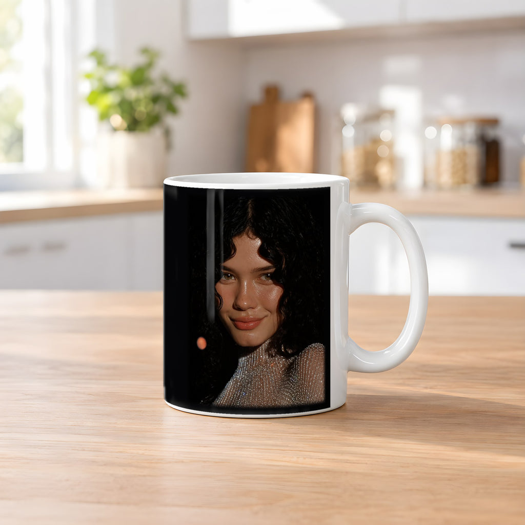 Sternenlächeln – weiße Tasse, auf dem Küchentresen