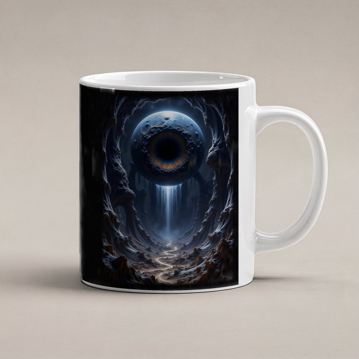 Das Tränenauge – weiße Tasse, freigestellt