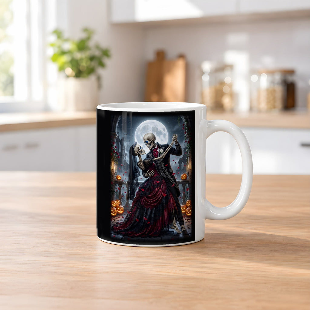 Der Totenwalzer – weiße Tasse, auf dem Küchentresen