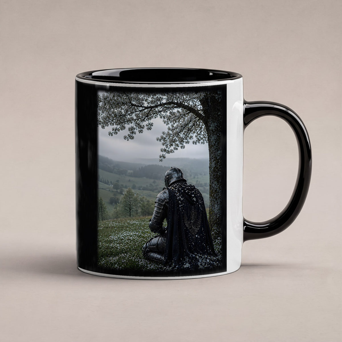 Unter dem Blütenbaum – Tasse innen schwarz, freigestellt