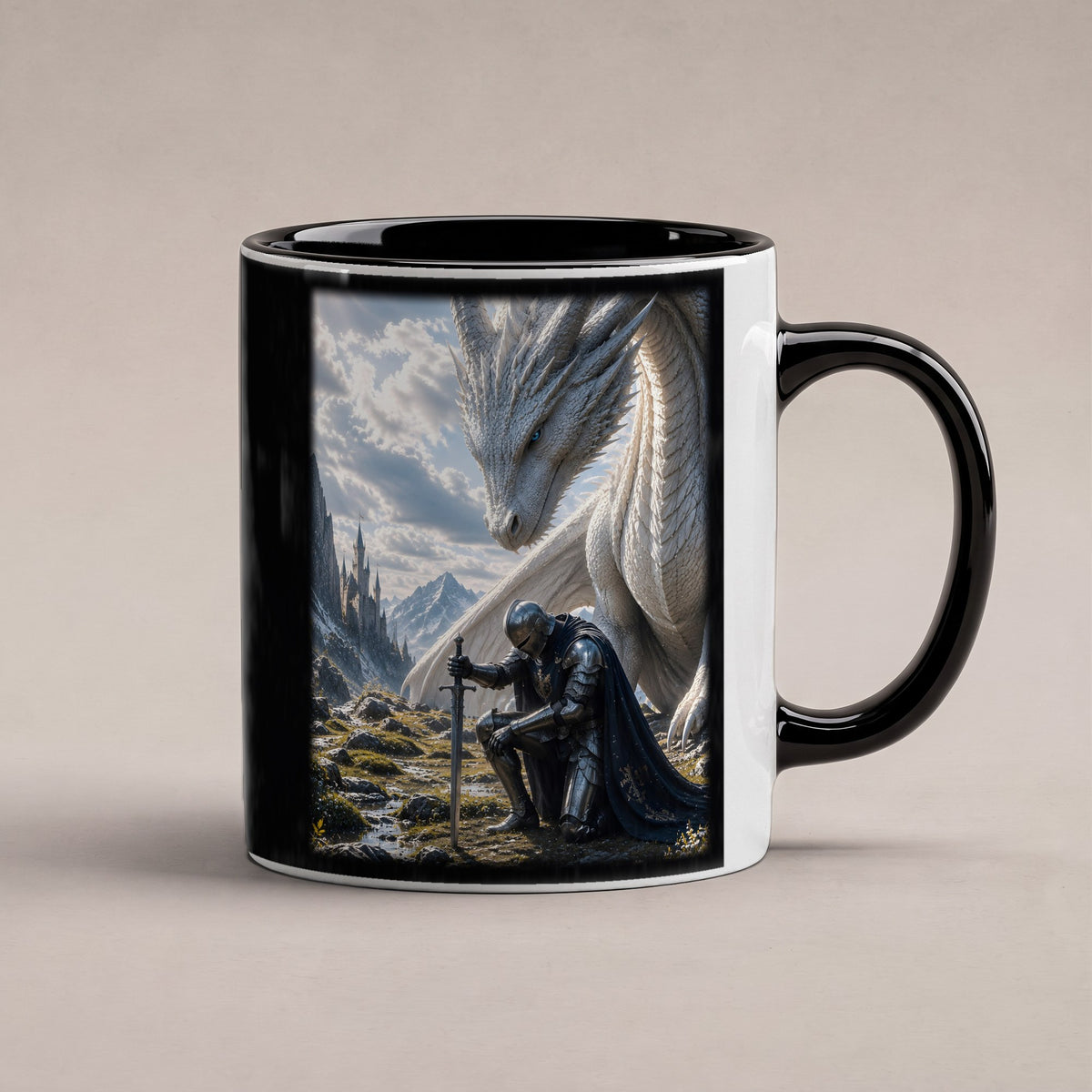 Unter weißen Schwingen – Tasse innen schwarz, freigestellt