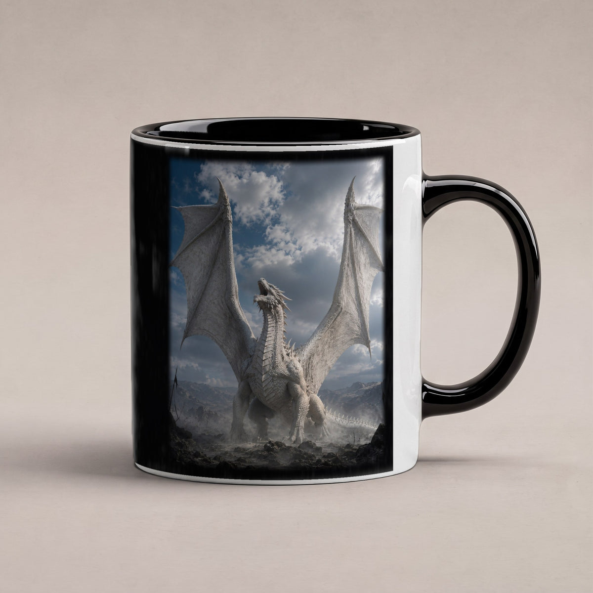 Der Weiße Drache – Tasse innen schwarz, freigestellt
