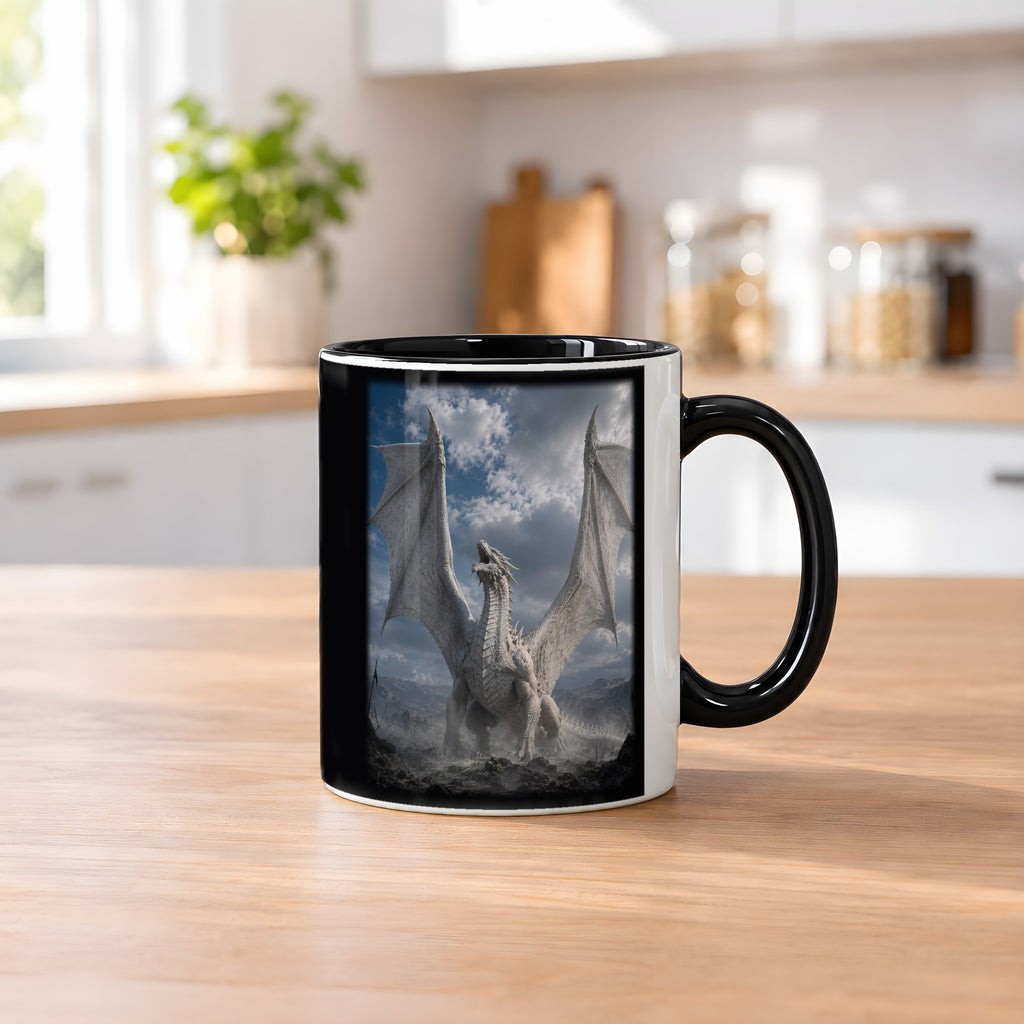 Der Weiße Drache – Tasse innen schwarz, auf dem Küchentresen