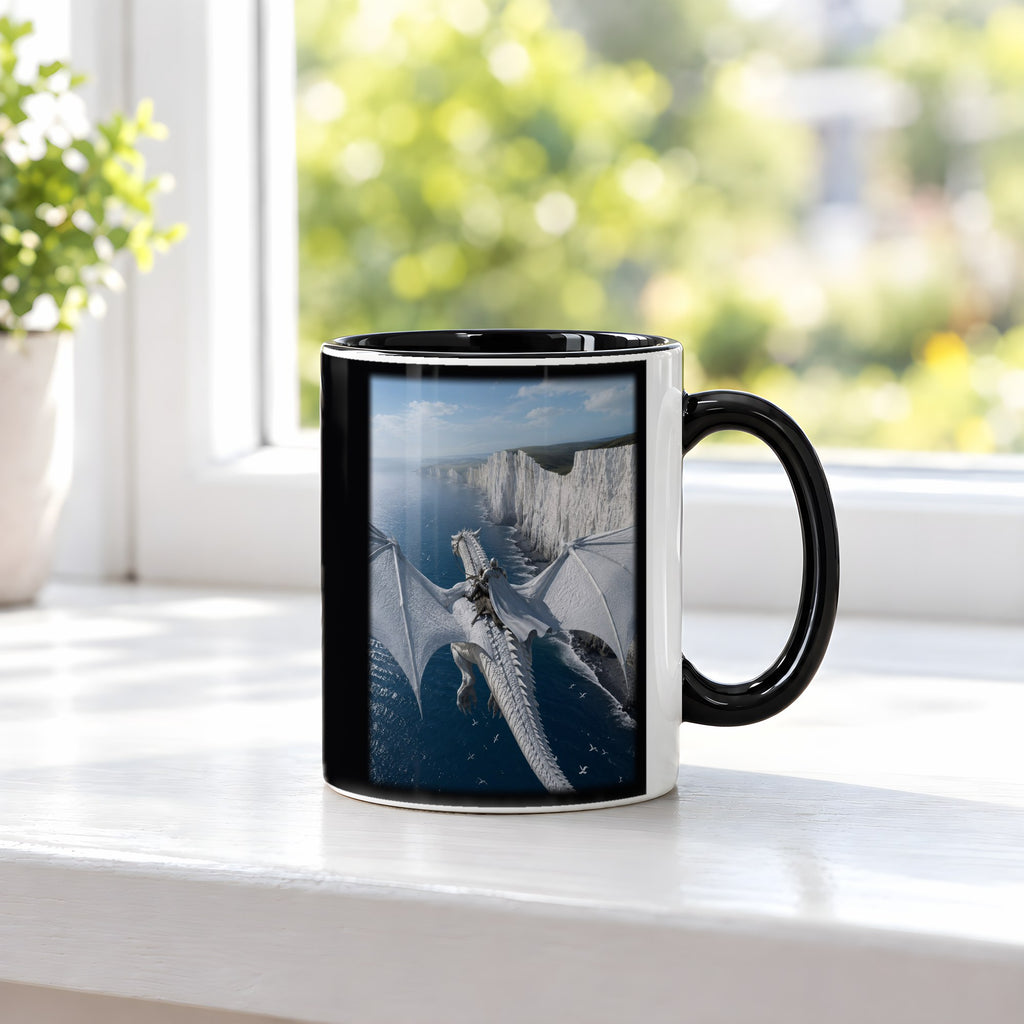 Der Wächter der Klippen – Tasse innen schwarz, auf der Fensterbank
