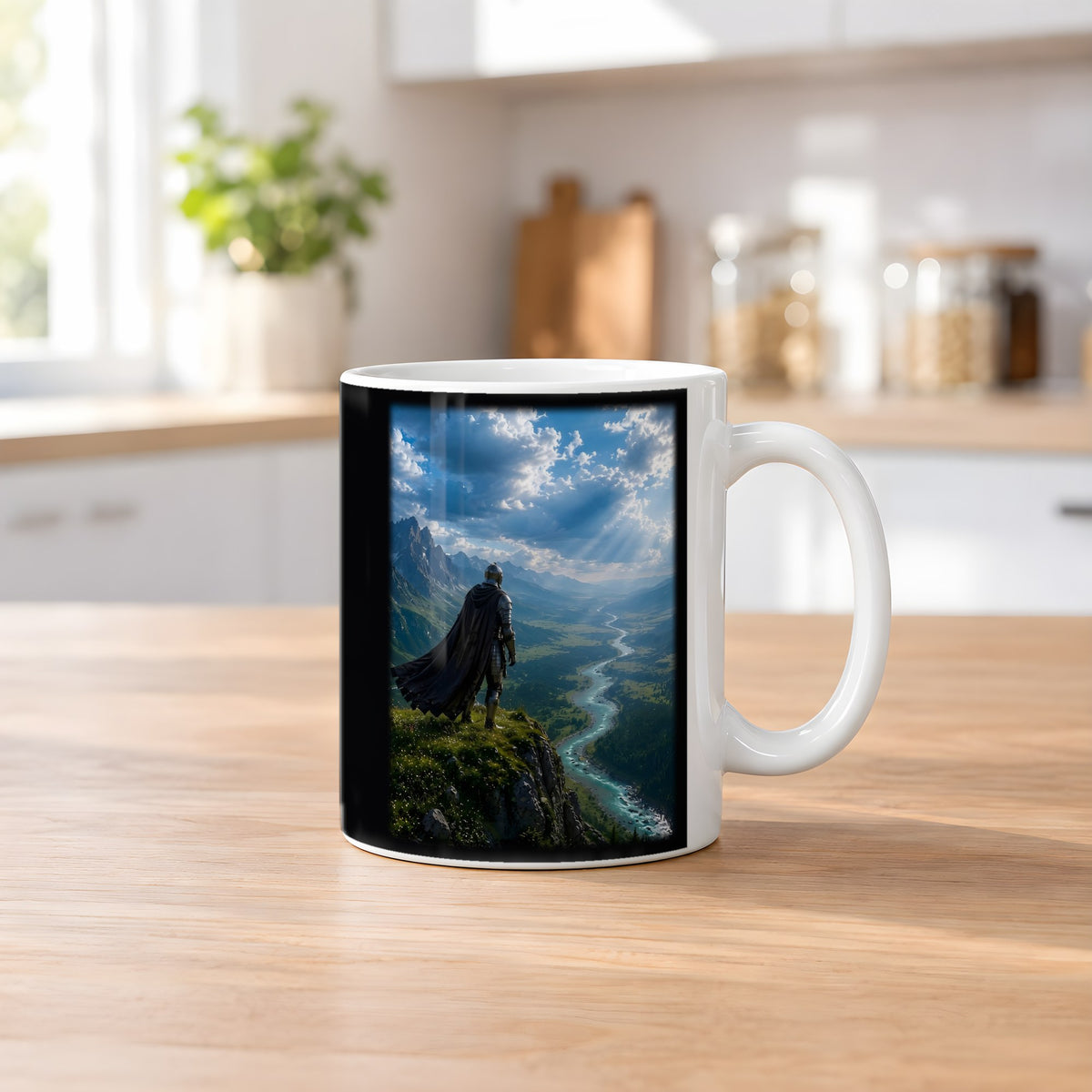 Das weite Land – weiße Tasse, auf dem Küchentresen