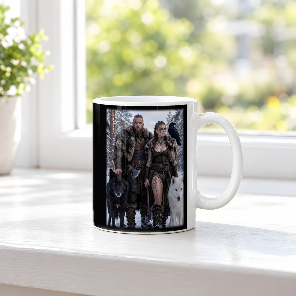 Das Wolfspaar – weiße Tasse, auf der Fensterbank