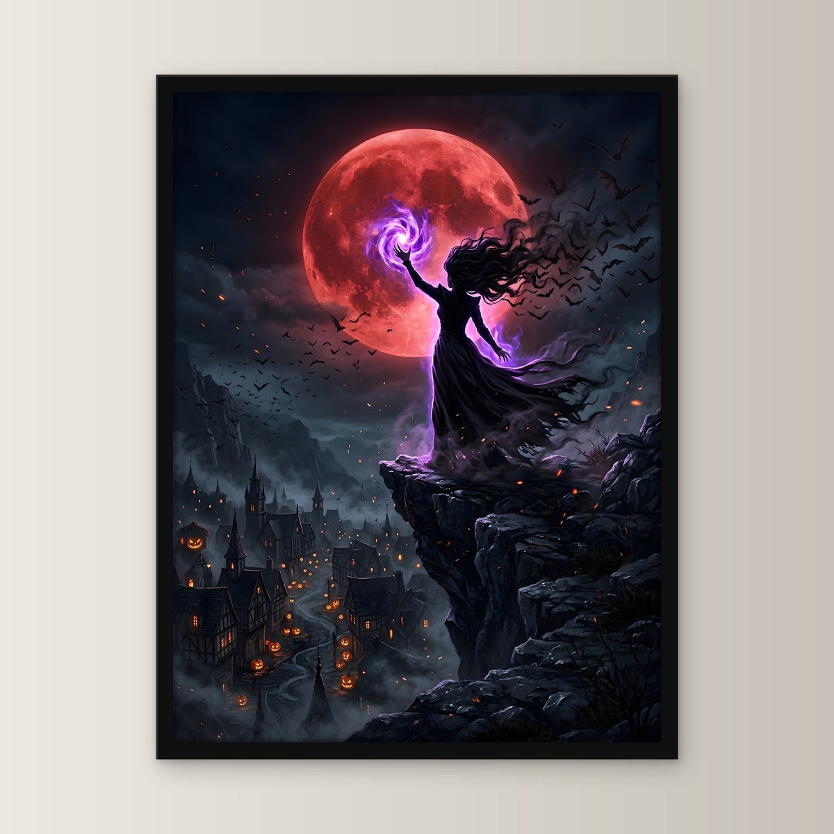 Die Hexenkönigin – Hexe beschwört violettes Feuer auf der Klippe vor dem Blutmond, im schwarzen Holzrahmen, gerade von vorn an heller Wand