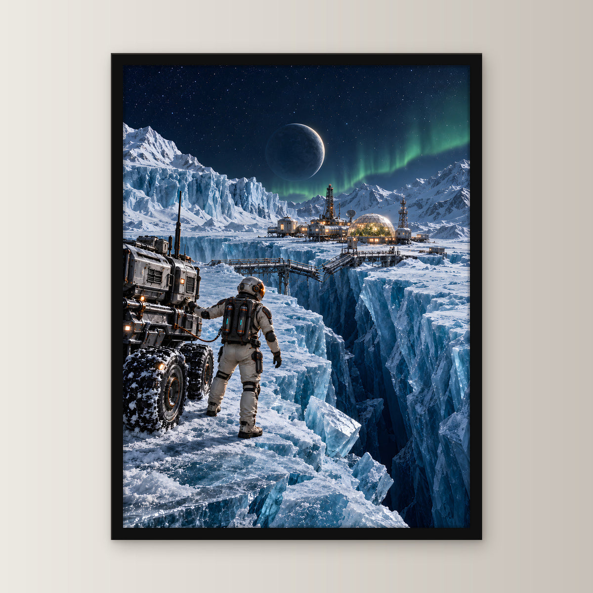 Die Eisbrücke – Astronaut an einer gebrochenen Eisbrücke vor einer Forschungsstation, im schwarzen Holzrahmen, gerade von vorn an heller Wand