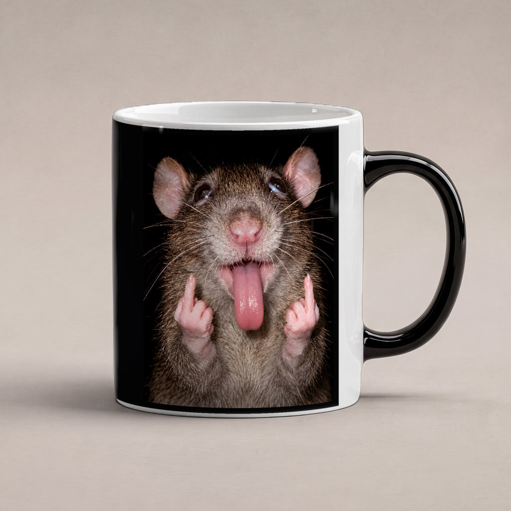 Freche Ratte – Tasse. Zaubertasse: Wärmeeffekt. 1 STUDIO HEISS. KI-Motiv.