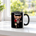Chihuahua mit Rose – Tasse mit Spruch. Innen schwarz. 3 FENSTER. KI-Motiv.