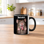 Freche Ratte V2 – Tasse mit Spruch. Innen schwarz. 2 KUECHE. KI-Motiv.