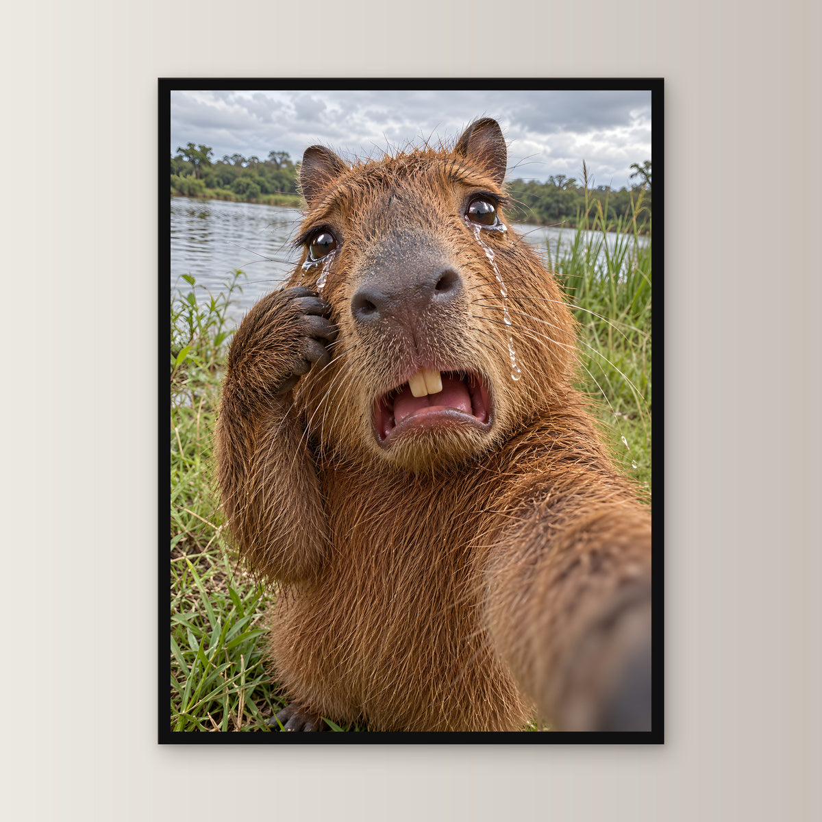 Weinendes Capybara – Gerahmtes Wandbild. 45×60 cm. 1 FRONTAL. KI-Motiv.