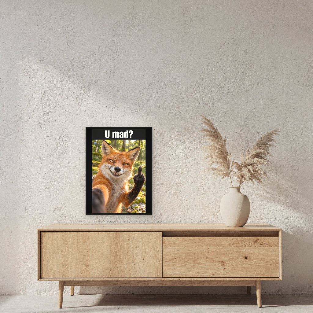 Fuchs mit Mittelfinger – Gerahmtes Wandbild mit Spruch. 45×60 cm. 2 RAUM. KI-Motiv.