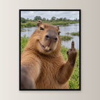 Capybara mit Mittelfinger – Gerahmtes Wandbild. 45×60 cm. 1 FRONTAL. KI-Motiv.