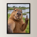 Capybara mit Mittelfinger – Gerahmtes Wandbild. 30×40 cm. 1 FRONTAL. KI-Motiv.