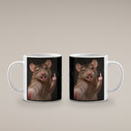 Ratte mit Mittelfinger – Tasse. Weiß. 4 BEIDE SEITEN. KI-Motiv.