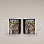 Muskelwolf mit Mittelfinger – Tasse mit Spruch. Weiß. 4 BEIDE SEITEN. KI-Motiv.