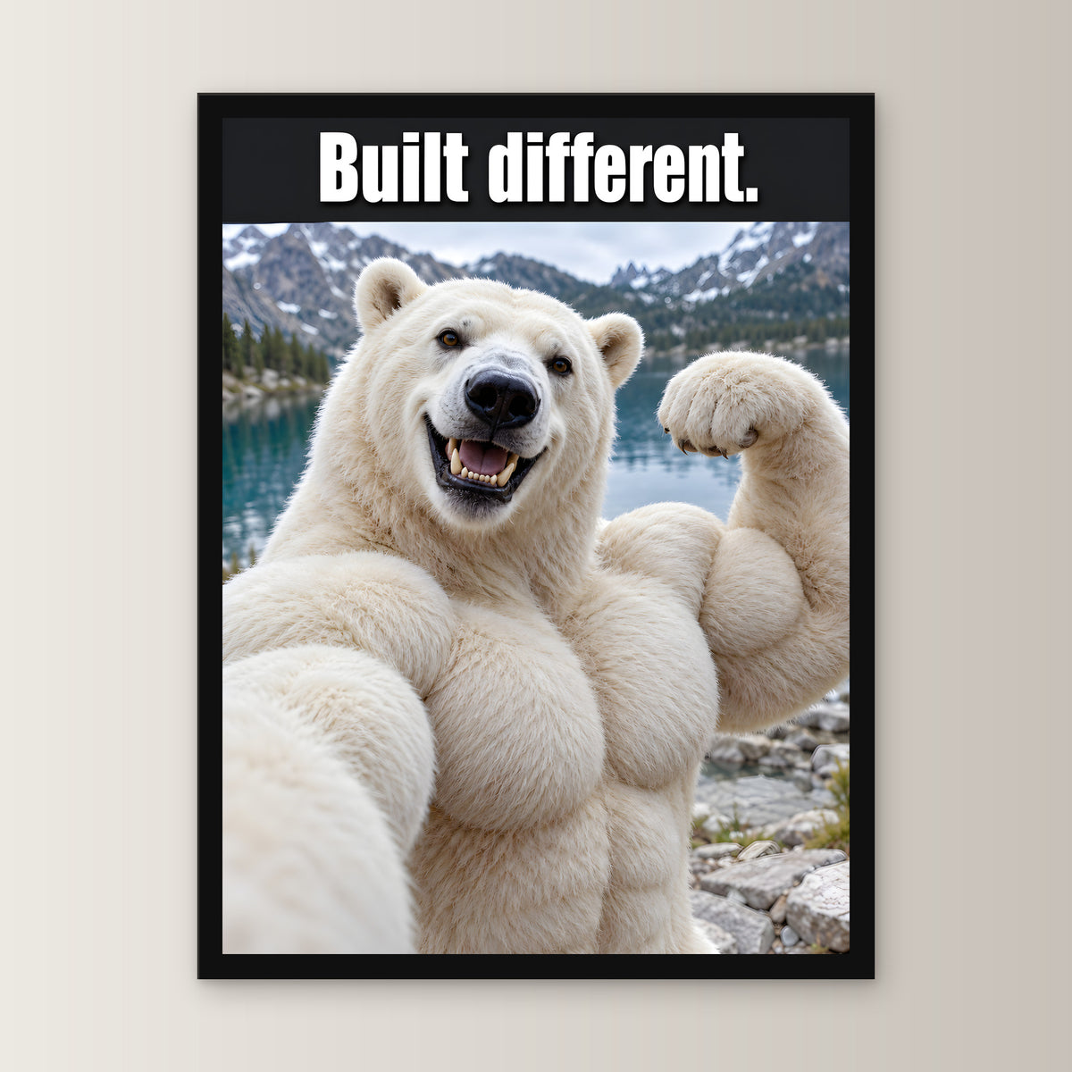 Eisbär mit Muskelpose – Gerahmtes Wandbild mit Spruch. 30×40 cm. 1 FRONTAL. KI-Motiv.