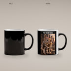 I’m tired, boss. – Tasse. Zaubertasse: Wärmeeffekt. 4 KALT HEISS. KI-Motiv.