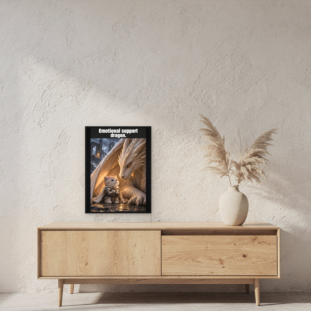 Emotional support dragon. – Gerahmtes Wandbild. 45×60 cm. 2 RAUM. KI-Motiv.