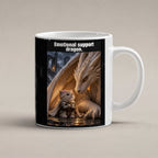 Emotional support dragon. – Tasse. Weiß. 1 STUDIO. KI-Motiv.