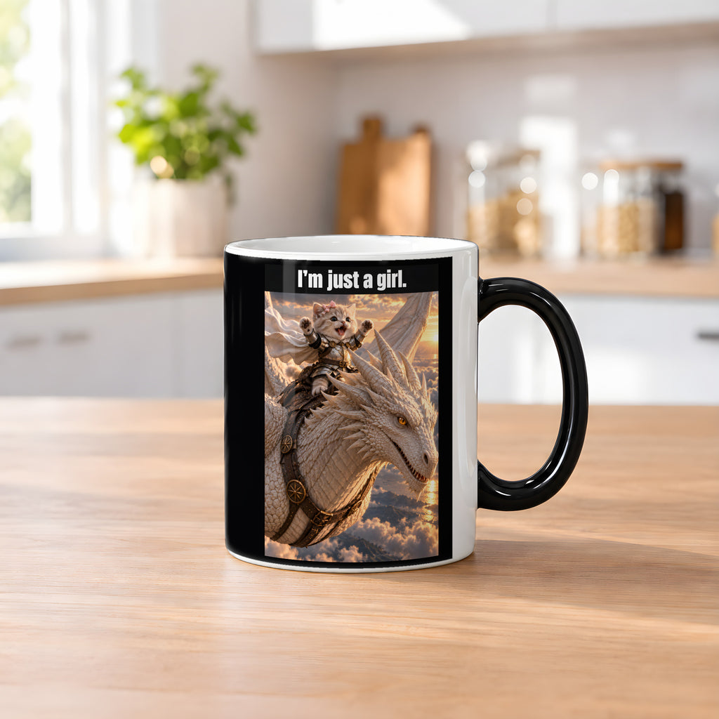 I’m just a girl. – Tasse. Zaubertasse: Wärmeeffekt. 2 KUECHE HEISS. KI-Motiv.