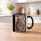 Ritterkatze – Drachenflug – Tasse. Innen schwarz. 2 KUECHE. KI-Motiv.