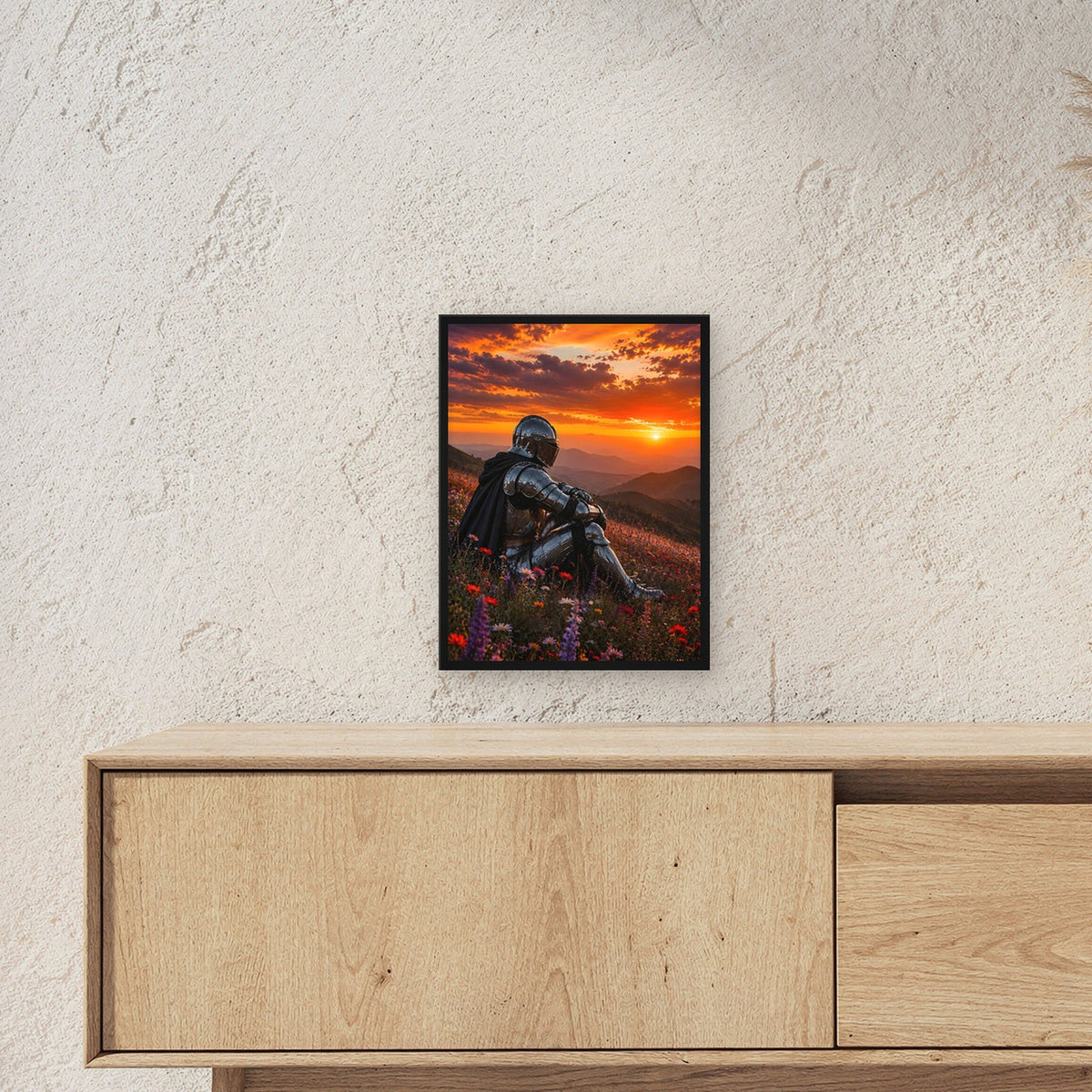 Dark-Fantasy Poster gerahmt im schwarzen Holzrahmen ueber einem Sideboard, zeigt die Groesse im Raum