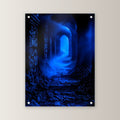 Dark-Fantasy Acrylglasbild auf Acrylglas mit Edelstahl-Abstandshaltern, gerade von vorn an heller Wand