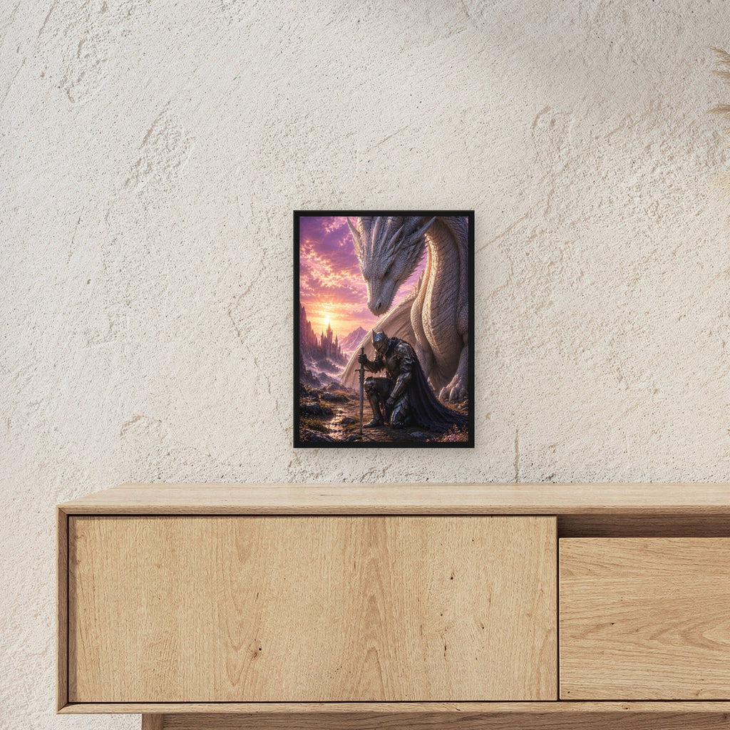 Ritter kniet vor dem weißen Drachen im Abendrot, Fantasy Wandbild gerahmt im schwarzen Holzrahmen ueber einem Sideboard, zeigt die Groesse im Raum