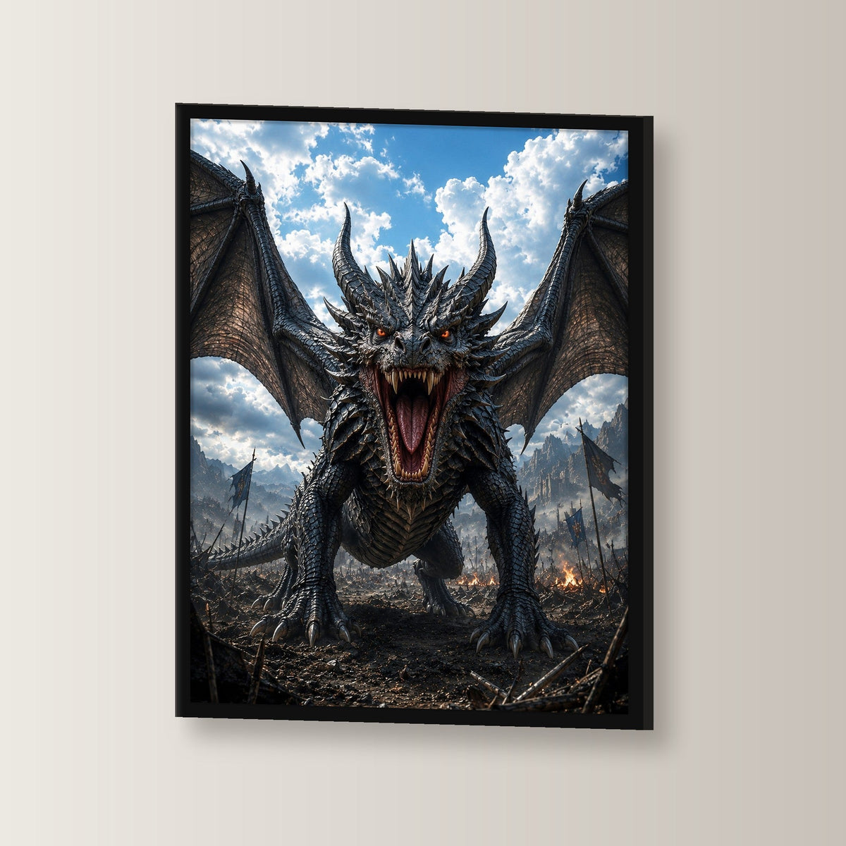 Drache mit aufgerissenem Rachen, Fantasy Wandbild gerahmt im schwarzen Holzrahmen, leicht gedreht an der Wand fotografiert