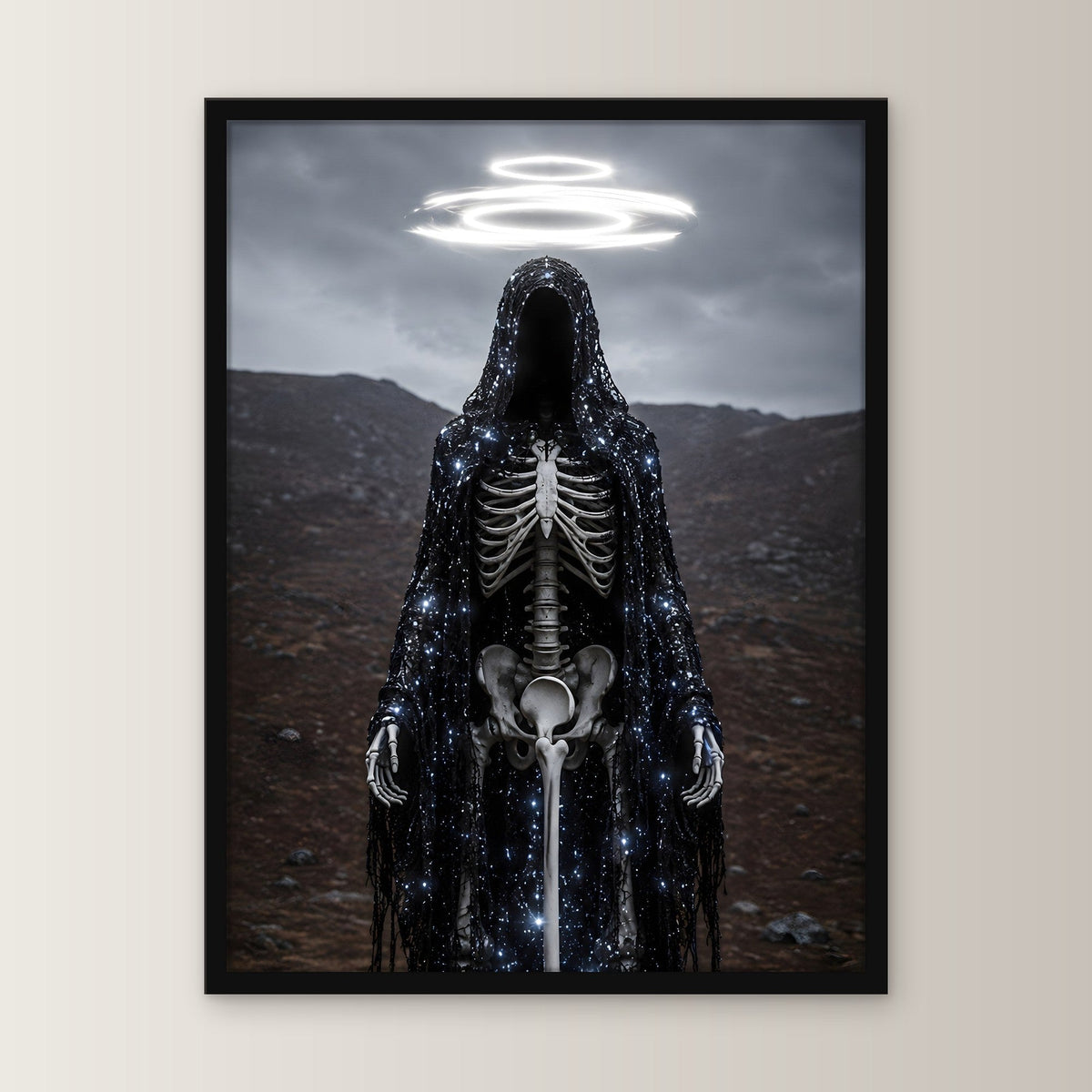 Dark-Fantasy Poster gerahmt im schwarzen Holzrahmen, gerade von vorn an heller Wand