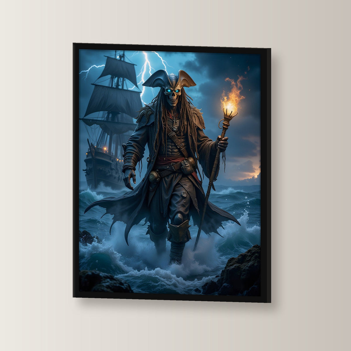 Geisterpirat mit Fackel im Sturm, Fantasy Wandbild gerahmt im schwarzen Holzrahmen, leicht gedreht an der Wand fotografiert