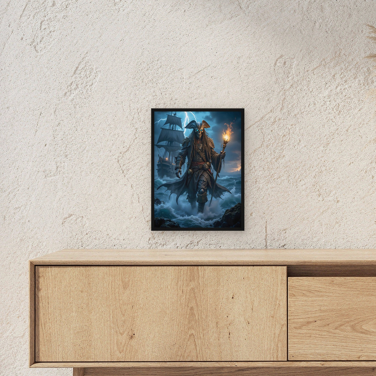 Geisterpirat mit Fackel im Sturm, Fantasy Wandbild gerahmt im schwarzen Holzrahmen ueber einem Sideboard, zeigt die Groesse im Raum
