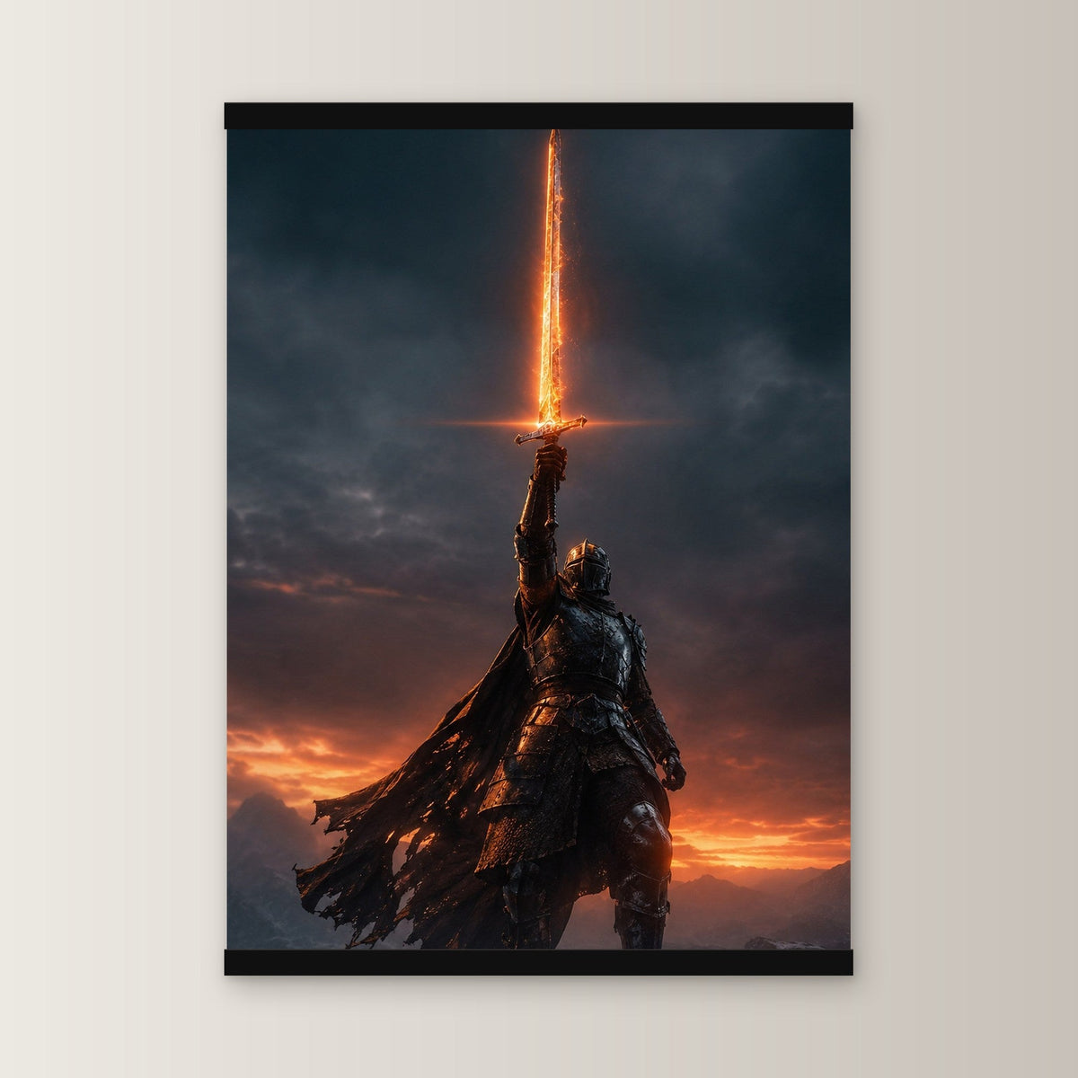 Das Flammenschwert als Poster mit schwarzer Holzleiste, gerade von vorn an heller Wand