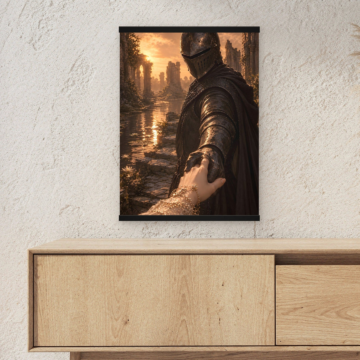 Nimm meine Hand als Poster mit schwarzer Holzleiste ueber einem Sideboard, zeigt die Groesse im Raum