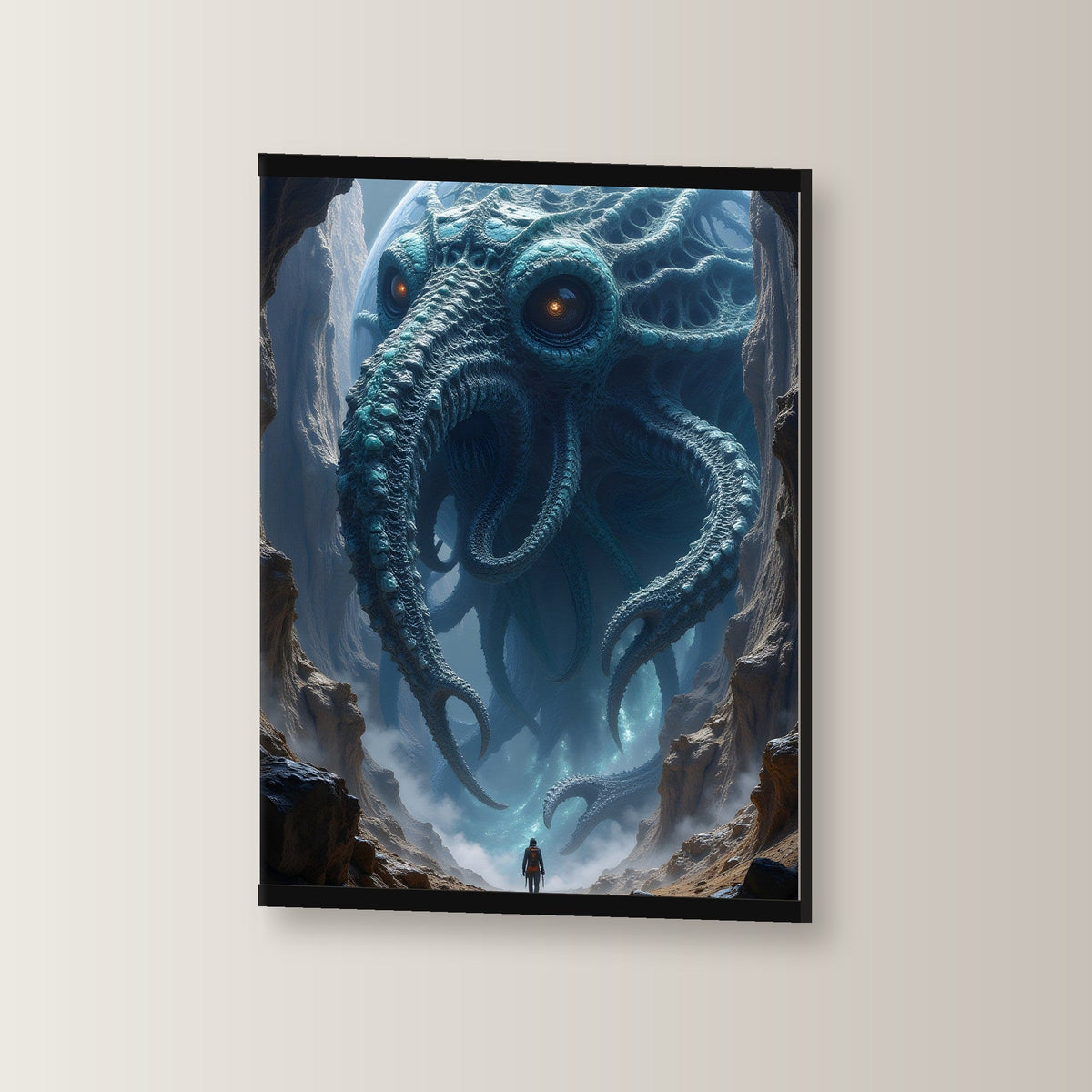 Der Splitterleviathan als Poster mit schwarzer Holzleiste, leicht gedreht an der Wand fotografiert