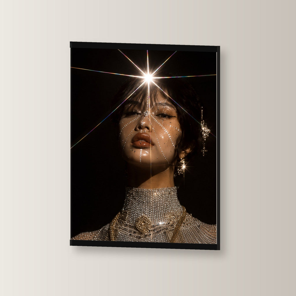 Sternennova als Poster mit schwarzer Holzleiste, leicht gedreht an der Wand fotografiert