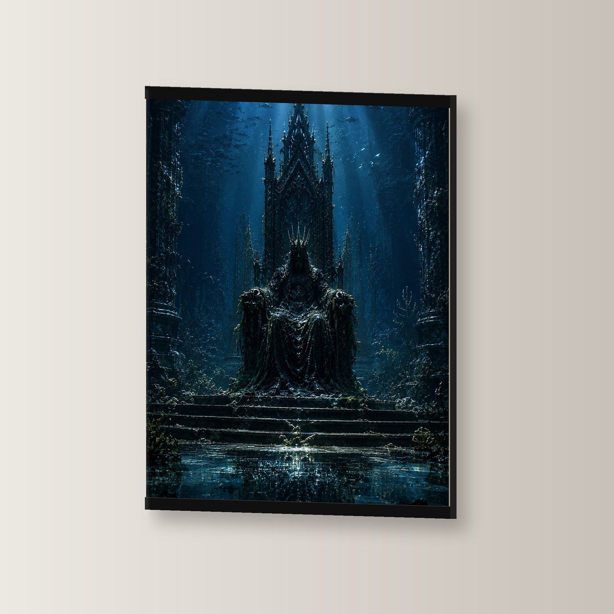 Das Verborgene Reich als Poster mit schwarzer Holzleiste, leicht gedreht an der Wand fotografiert