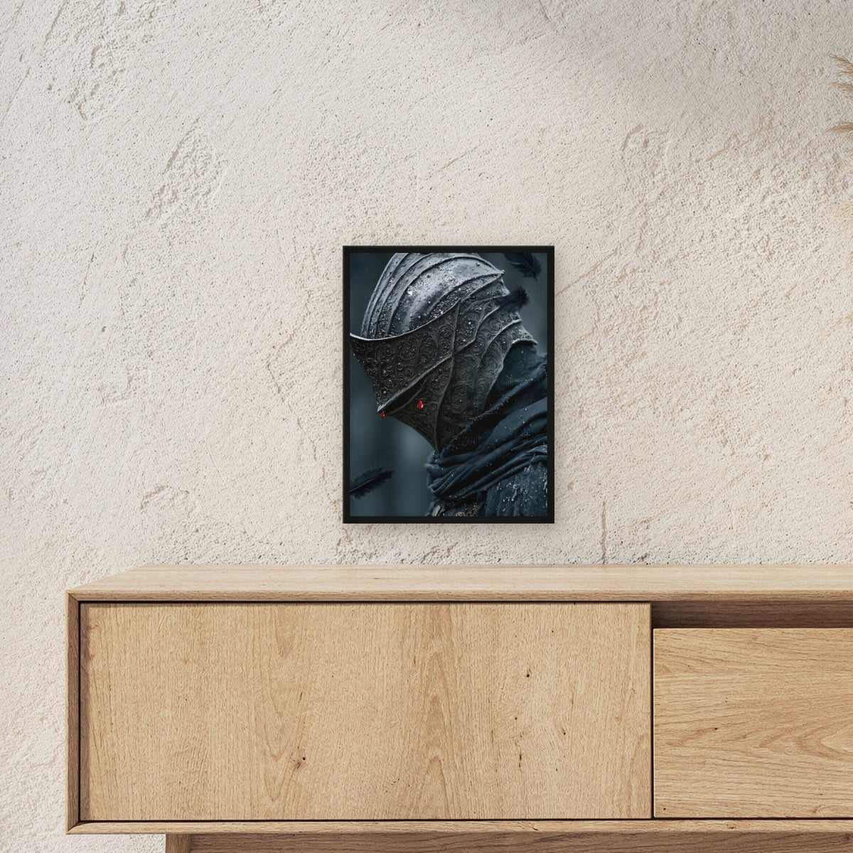 Dark-Fantasy Poster gerahmt im schwarzen Holzrahmen ueber einem Sideboard, zeigt die Groesse im Raum