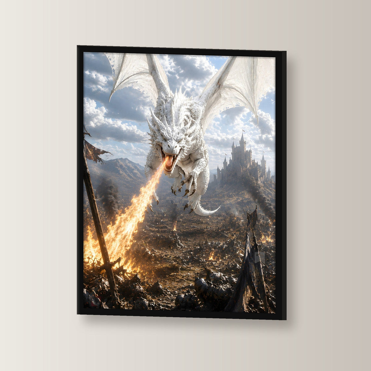 Weißer Drache speit Feuer über der Burgstadt, Fantasy Wandbild gerahmt im schwarzen Holzrahmen, leicht gedreht an der Wand fotografiert